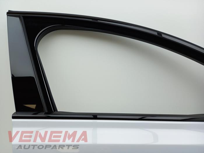 Tür 4-türig rechts vorne van een Jaguar XF (X260) 3.0 V6 S Supercharger 24V 2016