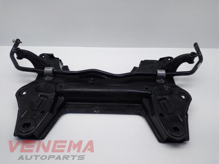 Begagnade Underram Peugeot 208 II (UB/UH/UP) 1.2 Vti 12V PureTech 130 Pris € 99,99 Marginaltabell erbjuds av Venema Autoparts