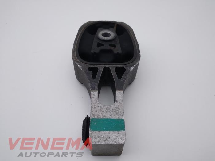 Gearbox mount from a Peugeot 208 II (UB/UH/UP) 1.2 Vti 12V PureTech 130 2021