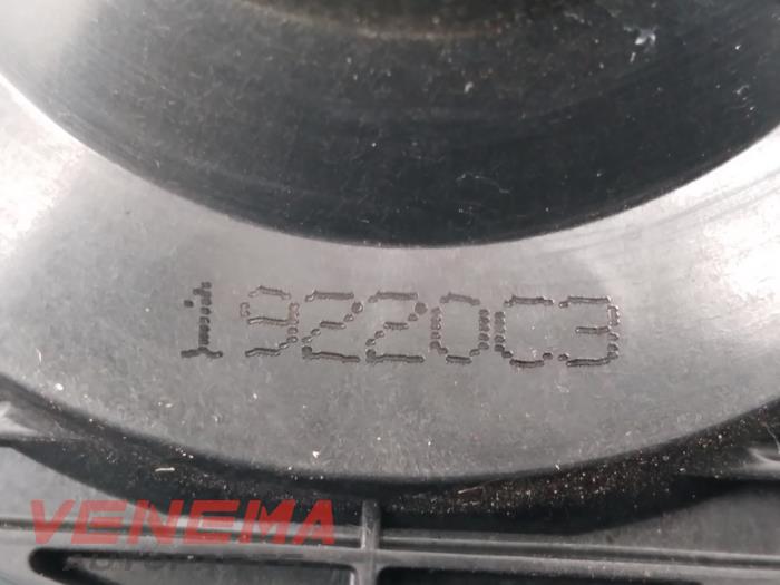 Lautsprecher van een Peugeot 108 1.0 12V VVT-i 2019