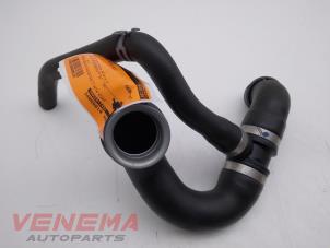 Used Radiator hose Mercedes Sprinter 3,5t (906.73) 316 CDI 16V Price € 24,99 Margin scheme offered by Venema Autoparts