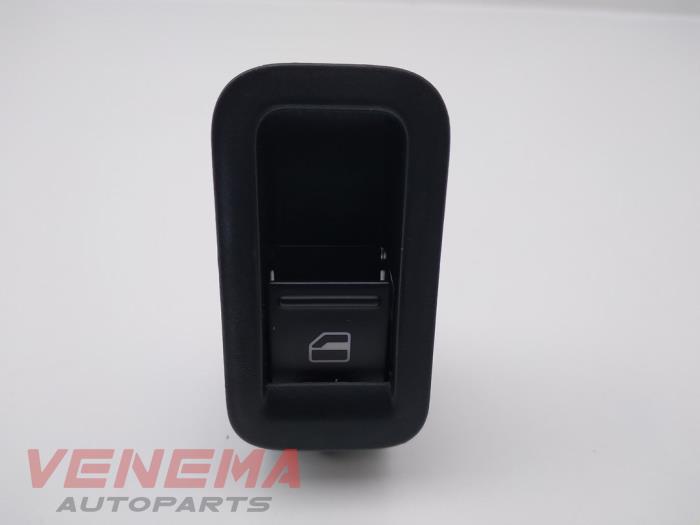 Usados Interruptor de ventanilla eléctrica Volkswagen Polo V (6R) 1.2 TDI 12V BlueMotion Precio € 9,99 Norma de margen ofrecido por Venema Autoparts