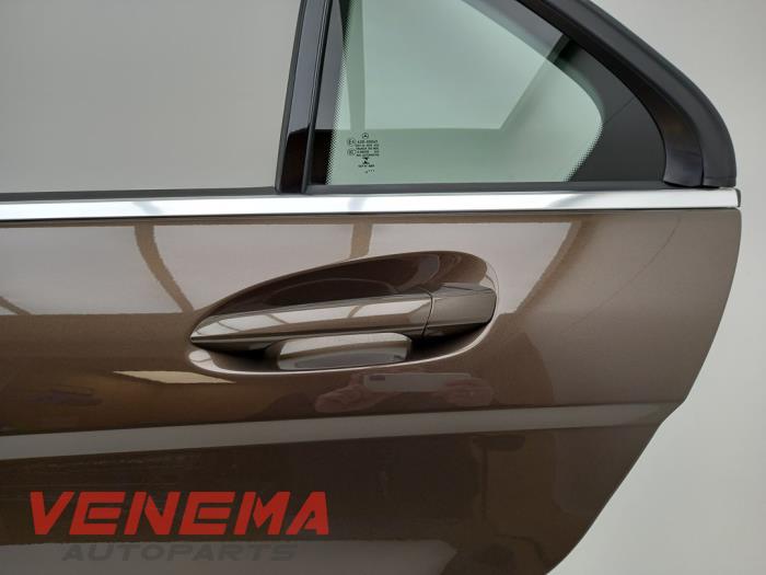 Portière 4portes arrière gauche d'un Mercedes-Benz C (W204) 1.8 C-200 CGI 16V 2013