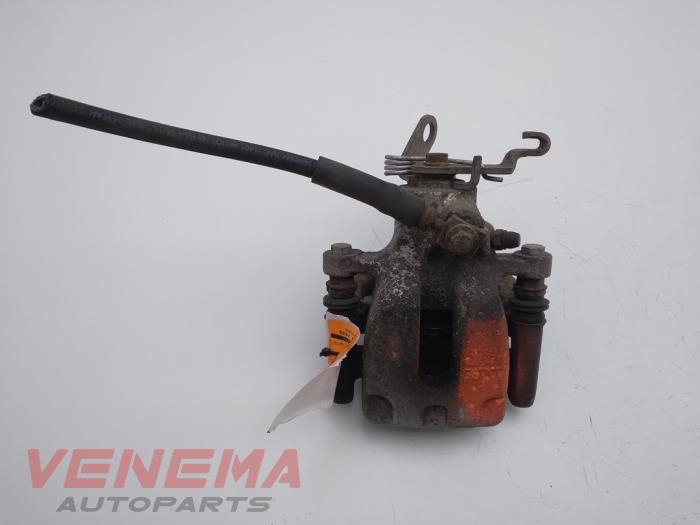 Gebrauchte Bremszange links hinten Seat Leon ST (5FF) 1.6 TDI 16V 4Drive Preis € 29,99 Margenregelung angeboten von Venema Autoparts