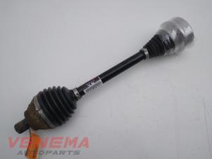 Used Front drive shaft, left Seat Leon ST (5FF) 1.6 TDI 16V 4Drive Price € 29,99 Margin scheme offered by Venema Autoparts