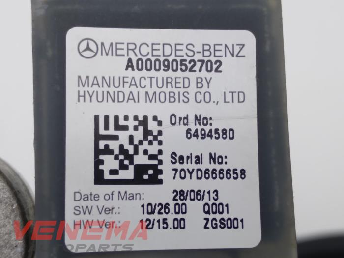 Capteur de batterie d'un Mercedes-Benz C (W204) 1.8 C-200 CGI 16V 2013