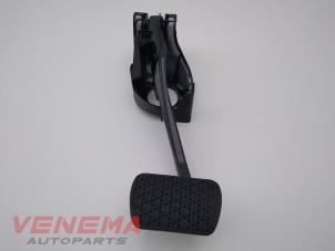 Used Brake pedal Mercedes C (W204) 1.8 C-200 CGI 16V Price € 19,99 Margin scheme offered by Venema Autoparts