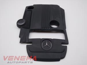 Używane Pokrywa silnika Mercedes C (W204) 1.8 C-200 CGI 16V Cena € 49,99 Procedura marży oferowane przez Venema Autoparts