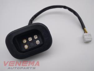 Usados Interruptor de contacto de puerta Fiat Talento 1.6 MultiJet Biturbo 120 Precio € 19,99 Norma de margen ofrecido por Venema Autoparts