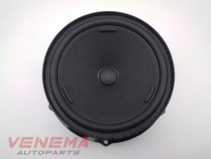 Used Speaker Volkswagen Caddy Combi IV 2.0 TDI 150 Price € 14,99 Margin scheme offered by Venema Autoparts