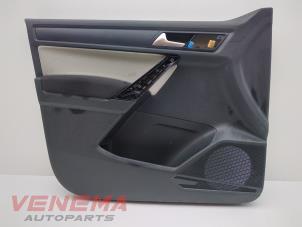 Usagé Revêtement portière 2portes gauche Volkswagen Caddy Combi IV 2.0 TDI 150 Prix € 49,99 Règlement à la marge proposé par Venema Autoparts