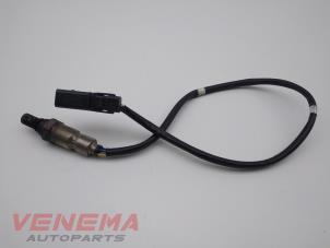 Lambda probe from a Volkswagen Caddy Combi IV 2.0 TDI 150 2020
