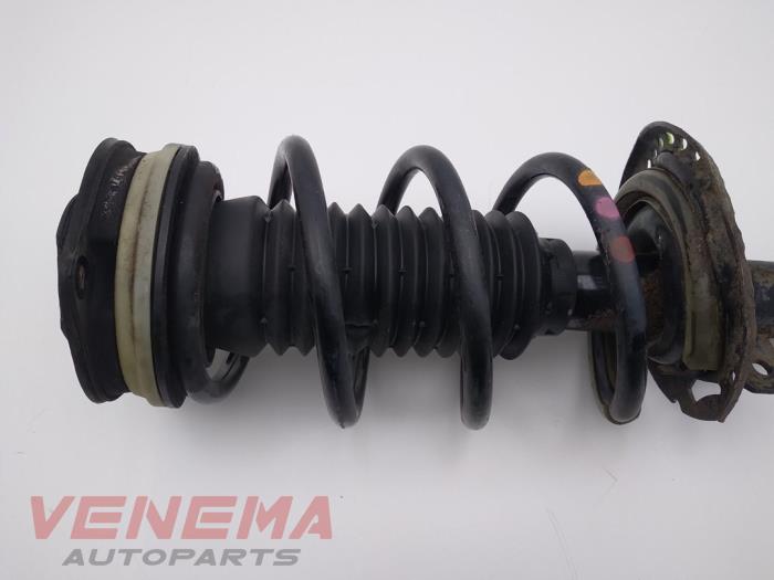 Front shock absorber rod, left from a Renault Kangoo Express (FW) 1.5 dCi 75 2017