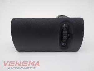 Used AIH headlight switch Renault Kangoo Express (FW) 1.5 dCi 75 Price € 9,99 Margin scheme offered by Venema Autoparts