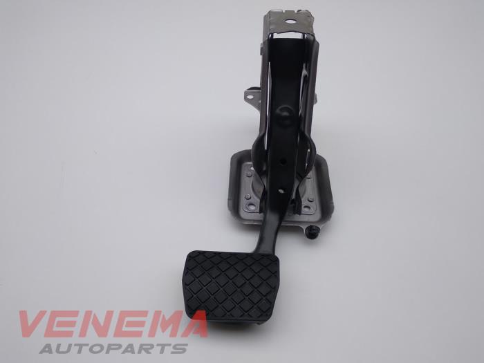 Używane Pedal hamulca Volkswagen Caddy Combi IV 2.0 TDI 150 Cena € 39,99 Procedura marży oferowane przez Venema Autoparts