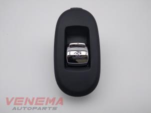 Gebrauchte Elektrisches Fenster Schalter Mini Mini (F55) 1.5 12V One Preis € 9,99 Margenregelung angeboten von Venema Autoparts