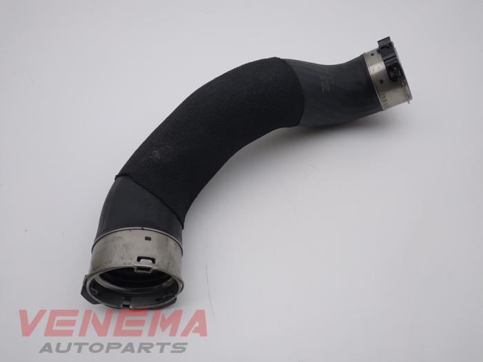 Usagé Tuyau intercooler Mini Mini (F55) 1.5 12V One Prix € 39,99 Règlement à la marge proposé par Venema Autoparts
