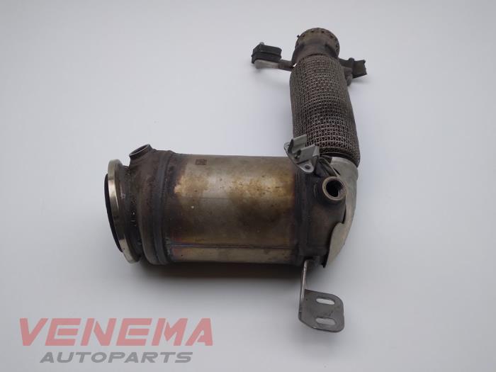 Catalytic converter from a MINI Mini (F55) 1.5 12V One 2019