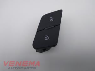 Used Central locking switch Audi A3 Sportback (8YA) 2.0 30 TDI 16V Price € 19,99 Margin scheme offered by Venema Autoparts