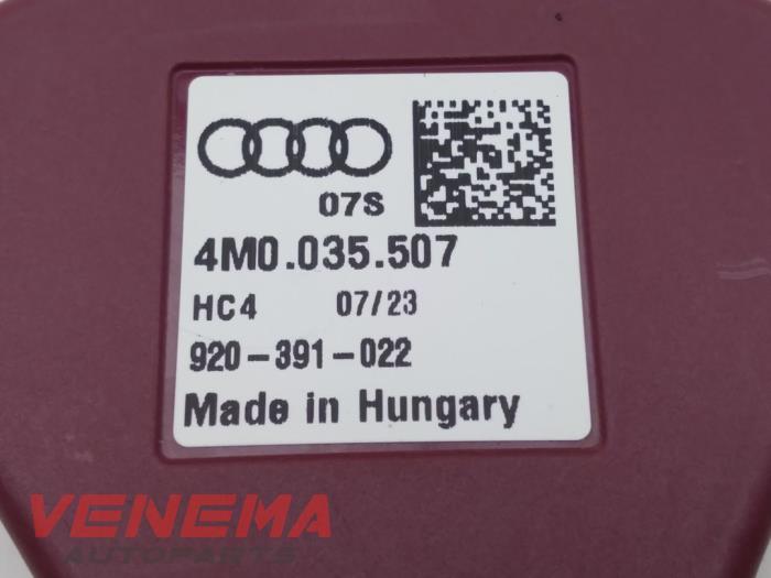 Antena (varios) de un Audi A3 Sportback (8YA) 2.0 30 TDI 16V 2023