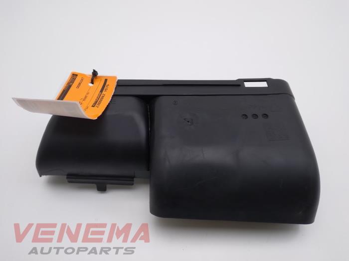 Begagnade Lufttratt Mercedes A (177.0) 1.5 A-180d Pris € 9,99 Marginaltabell erbjuds av Venema Autoparts