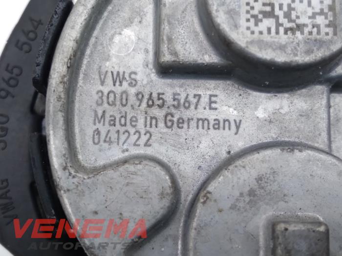 Bomba de agua de un Audi A3 Sportback (8YA) 2.0 30 TDI 16V 2023