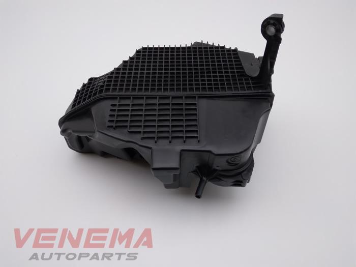 Gebrauchte Luftfiltergehäuse Renault Clio IV Estate/Grandtour (7R) 1.5 Energy dCi 90 FAP Preis € 14,99 Margenregelung angeboten von Venema Autoparts