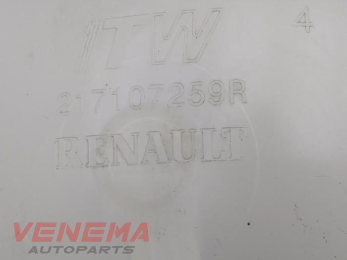 Vase d'expansion d'un Renault Clio IV Estate/Grandtour (7R) 1.5 Energy dCi 90 FAP 2014