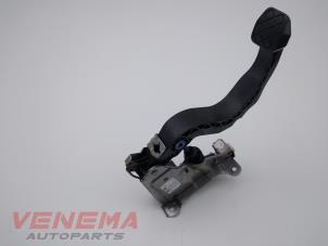 Used Clutch pedal Volkswagen Up! (121) 1.0 12V 60 Price € 34,99 Margin scheme offered by Venema Autoparts