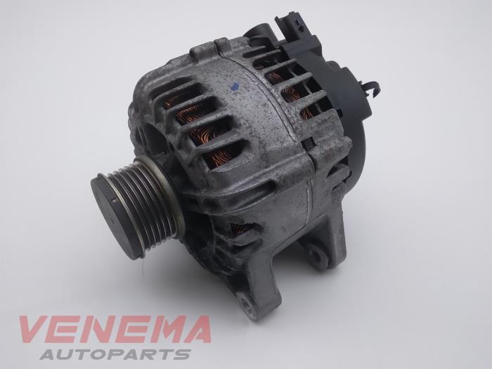 Begagnade Dynamo Peugeot 208 II (UB/UH/UP) 1.2 Vti 12V PureTech 100 Pris € 74,99 Marginaltabell erbjuds av Venema Autoparts