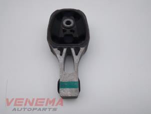 Used Gearbox mount Peugeot 208 II (UB/UH/UP) 1.2 Vti 12V PureTech 100 Price € 19,99 Margin scheme offered by Venema Autoparts