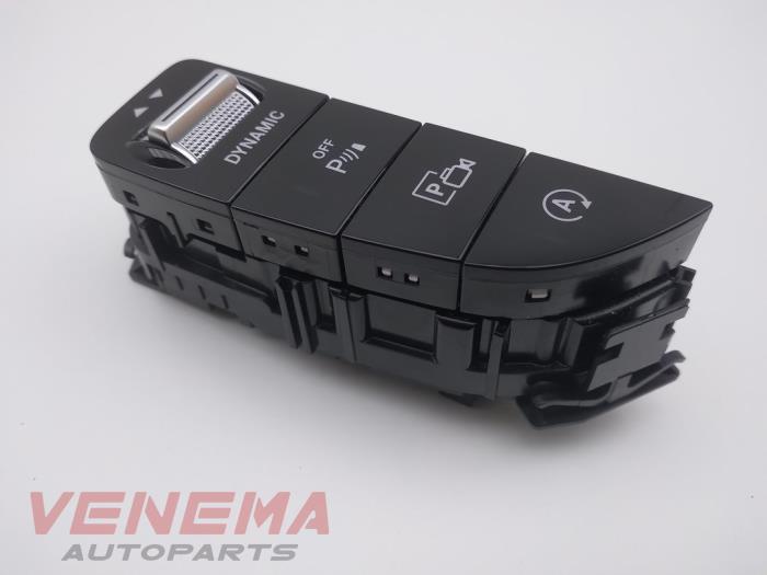 Używane Przelacznik (rózne) Mercedes C (C205) C-300 2.0 Turbo 16V Cena € 29,99 Procedura marży oferowane przez Venema Autoparts