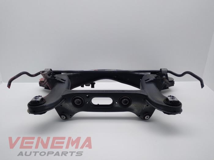 Usados Subchasis Mercedes C (C205) C-300 2.0 Turbo 16V Precio € 119,99 Norma de margen ofrecido por Venema Autoparts