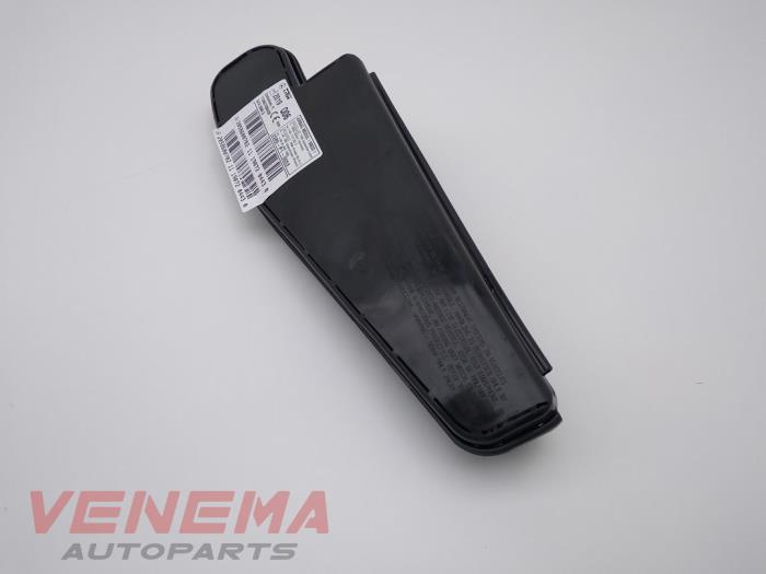 Seat airbag (seat) from a Mercedes-Benz C (C205) C-300 2.0 Turbo 16V 2019