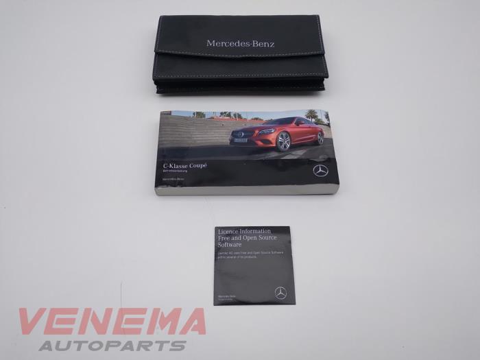 Używane Instrukcja Mercedes C (C205) C-300 2.0 Turbo 16V Cena € 34,99 Procedura marży oferowane przez Venema Autoparts
