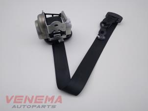 Used Rear seatbelt, right Mercedes C (C205) C-300 2.0 Turbo 16V Price € 99,99 Margin scheme offered by Venema Autoparts