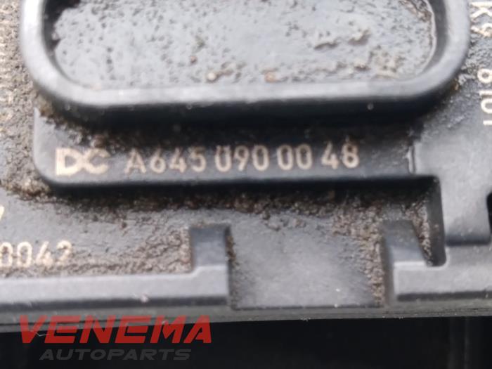 Medidor de masa de aire de un Mercedes-Benz A (W176) 1.5 A-160 CDI, A-160d 16V 2014