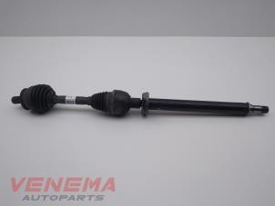 Used Front drive shaft, right Mercedes A (W176) 1.5 A-160 CDI, A-160d 16V Price € 74,99 Margin scheme offered by Venema Autoparts