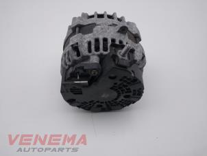 Dynamo från en Mercedes-Benz A (W176) 1.5 A-160 CDI, A-160d 16V 2014