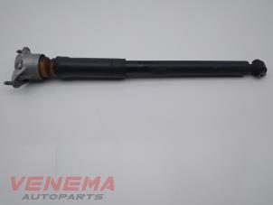 Used Rear shock absorber, right Mercedes A (W176) 1.5 A-160 CDI, A-160d 16V Price € 24,99 Margin scheme offered by Venema Autoparts