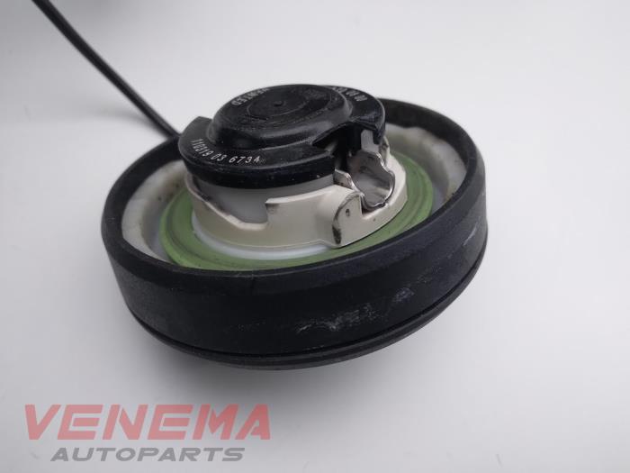 Tank cap cover from a Mercedes-Benz C (C205) C-300 2.0 Turbo 16V 2019