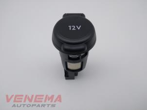 Used 12 volt connection Citroen C5 Aircross (A4/AC/AJ/AR) 1.6 Turbo 180 16V Price € 9,99 Margin scheme offered by Venema Autoparts