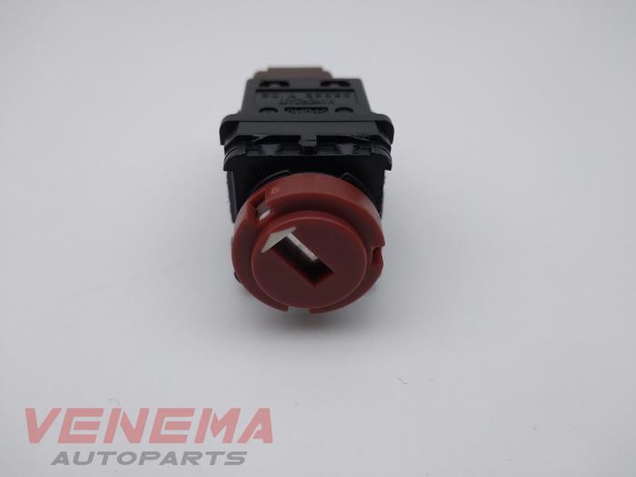 Passenger airbag on off switch
