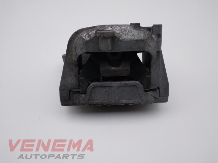 Used Engine mount Audi A3 Sportback (8PA) 2.0 TDI 16V Price € 14,99 Margin scheme offered by Venema Autoparts