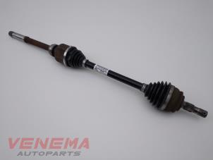 Used Front drive shaft, right Peugeot 208 II (UB/UH/UP) 1.2 Vti 12V PureTech 100 Price € 99,99 Margin scheme offered by Venema Autoparts