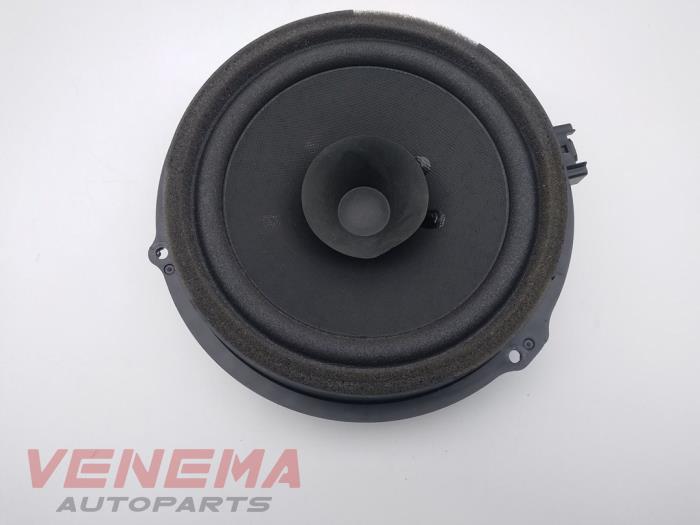 Używane Glosnik Ford Kuga II (DM2) 1.5 EcoBoost 16V 150 Cena € 9,99 Procedura marży oferowane przez Venema Autoparts