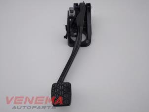 Used Brake pedal Mercedes A (W176) 1.5 A-160 CDI, A-160d 16V Price € 29,99 Margin scheme offered by Venema Autoparts