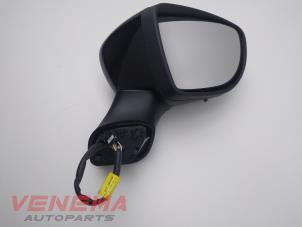 Used Wing mirror, right Renault Clio IV (5R) 0.9 Energy TCE 90 12V Price € 89,99 Margin scheme offered by Venema Autoparts