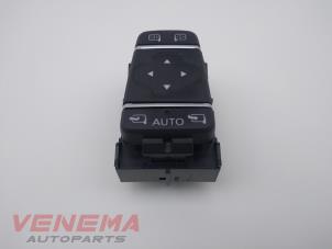 Używane Przelacznik lusterka Renault Clio IV (5R) 0.9 Energy TCE 90 12V Cena € 19,99 Procedura marży oferowane przez Venema Autoparts