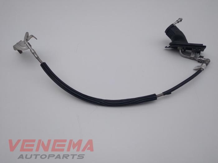 Gebrauchte Leitung (sonstige) Mercedes C (C205) C-300 2.0 Turbo 16V Preis € 49,99 Margenregelung angeboten von Venema Autoparts
